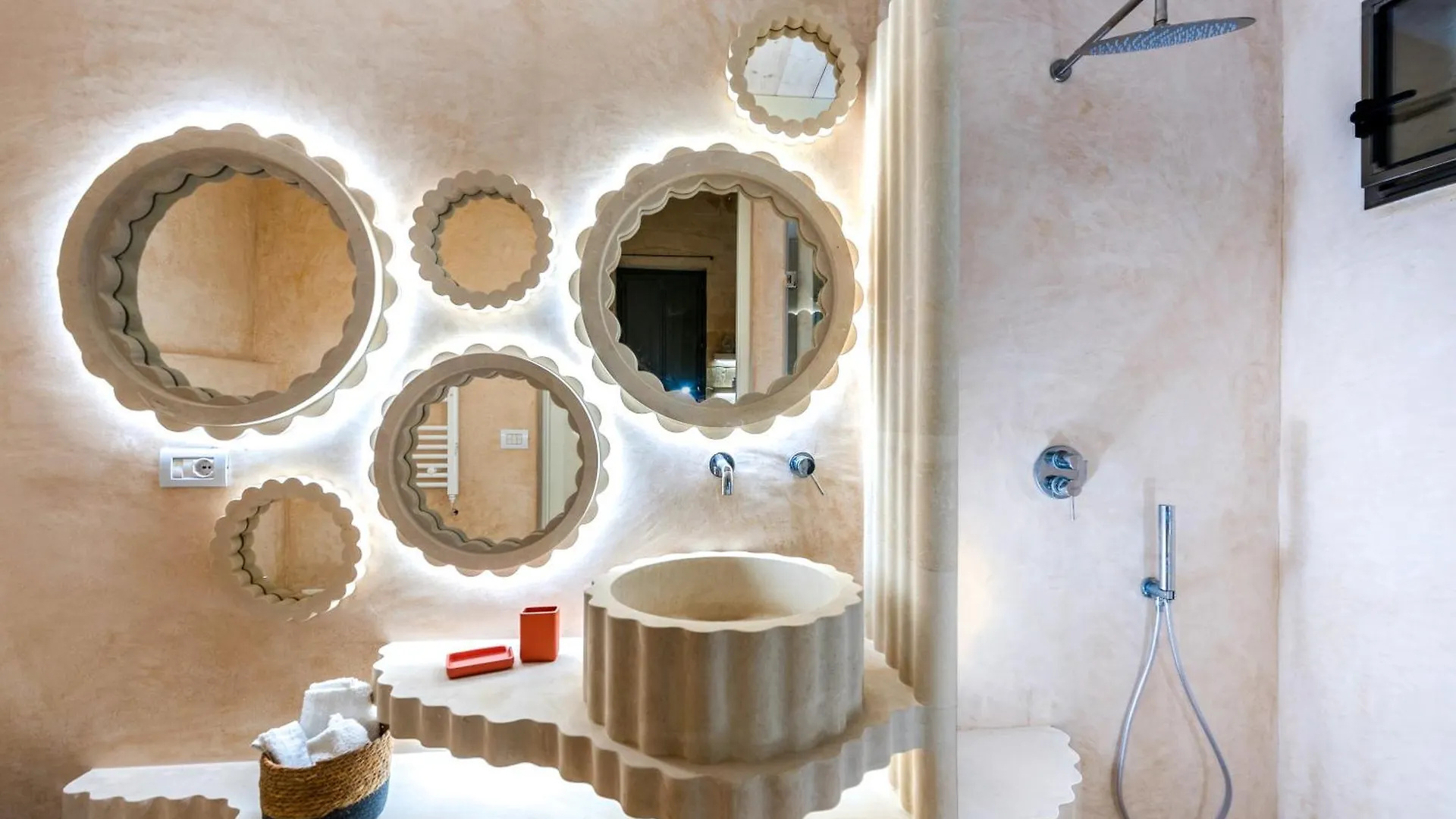Via Cota 24 Bed and Breakfast Λέτσε